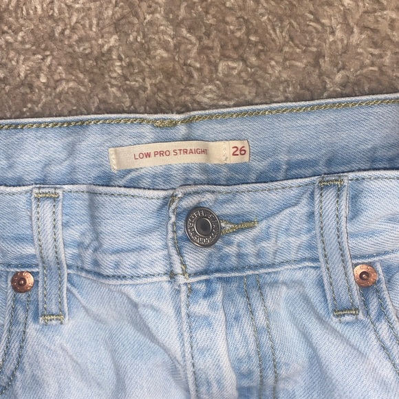 Levi low pro straight leg size 26” - Picture 4 of 4